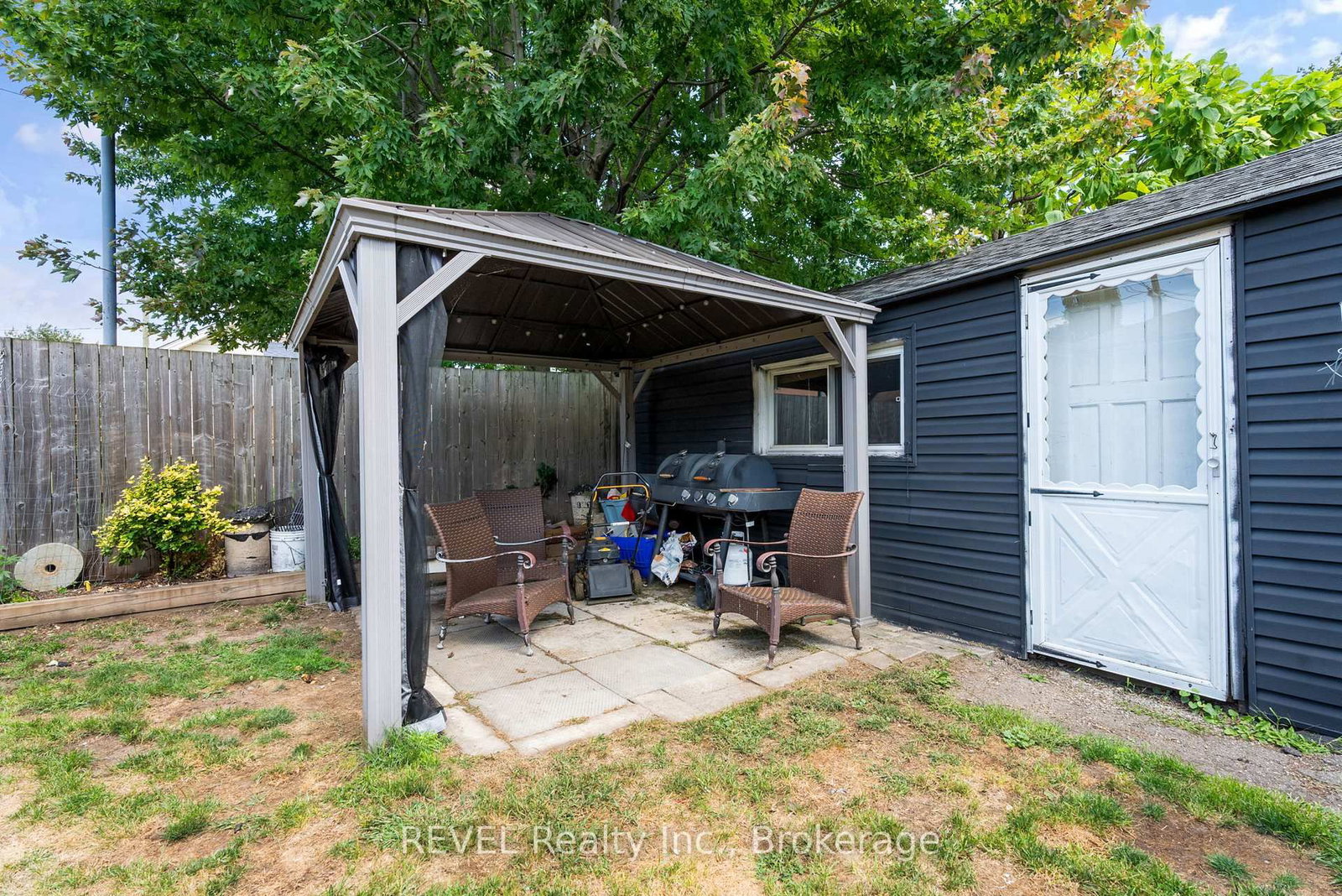 Listing Image 23