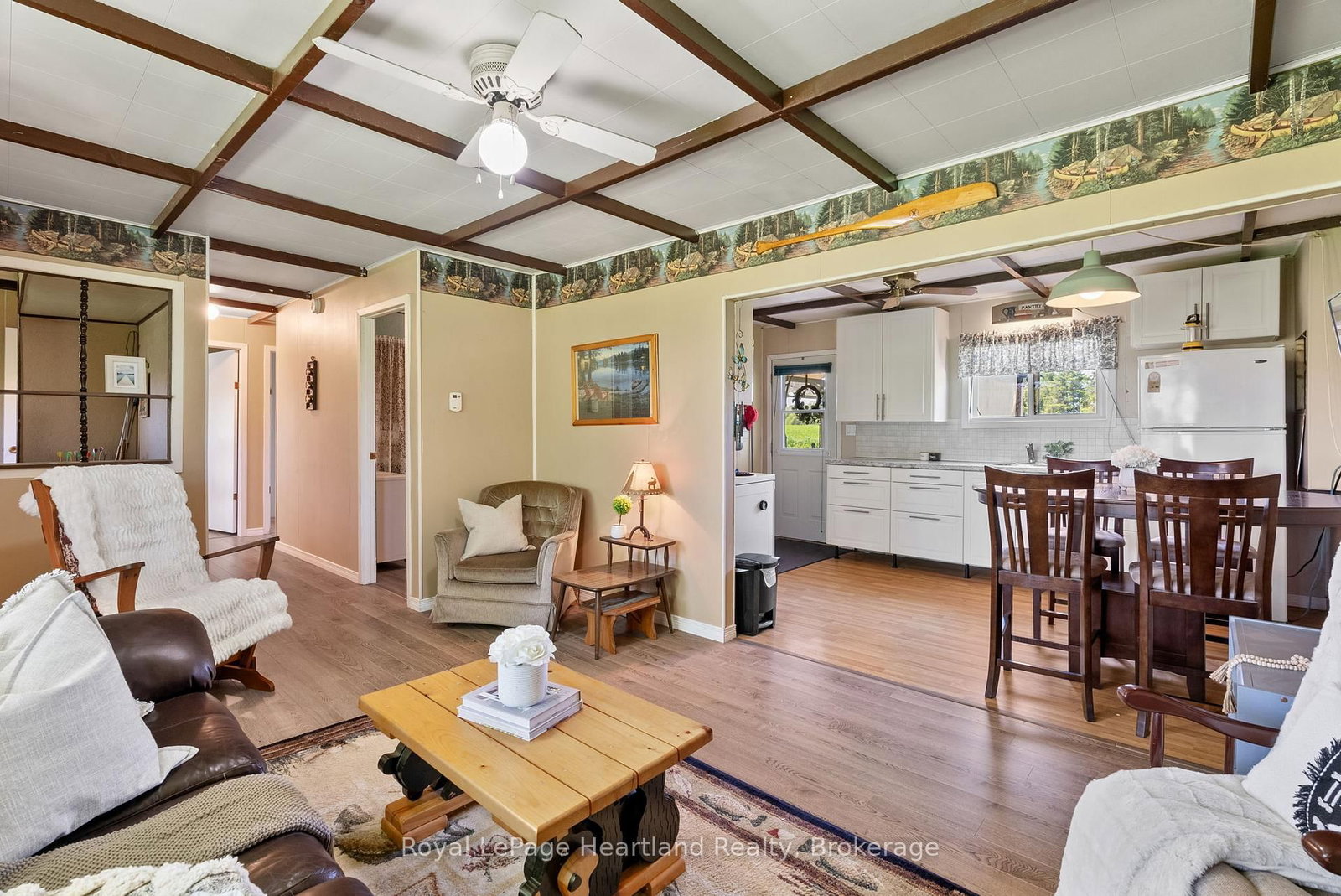 Listing Image 15
