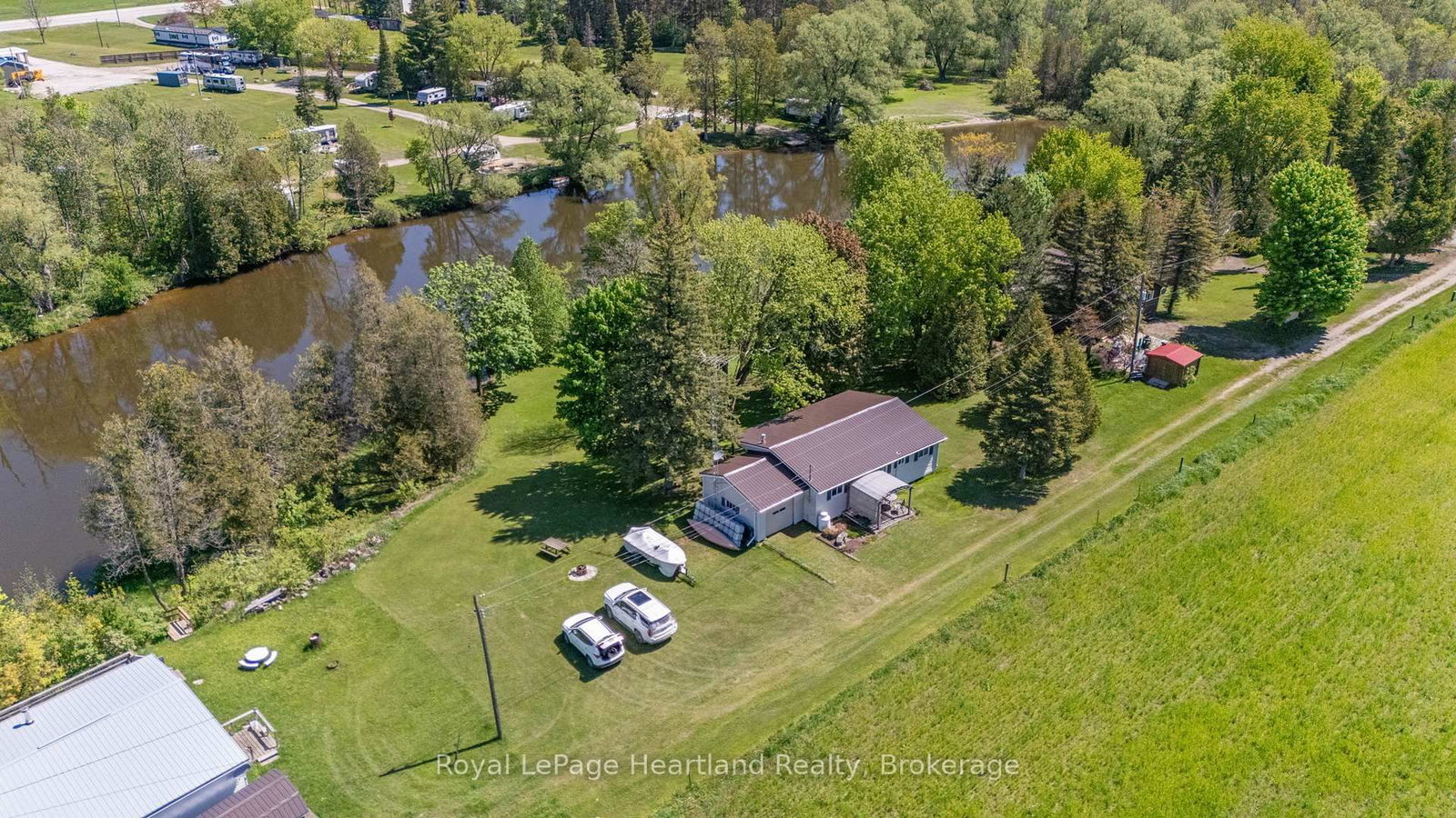 Listing Image 4