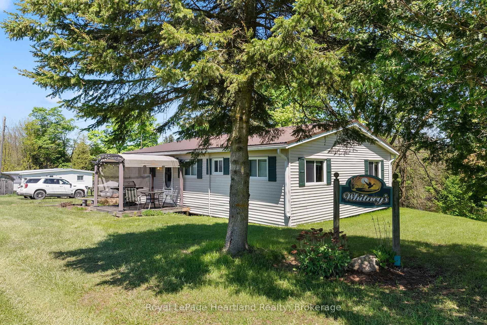 Listing Image 7