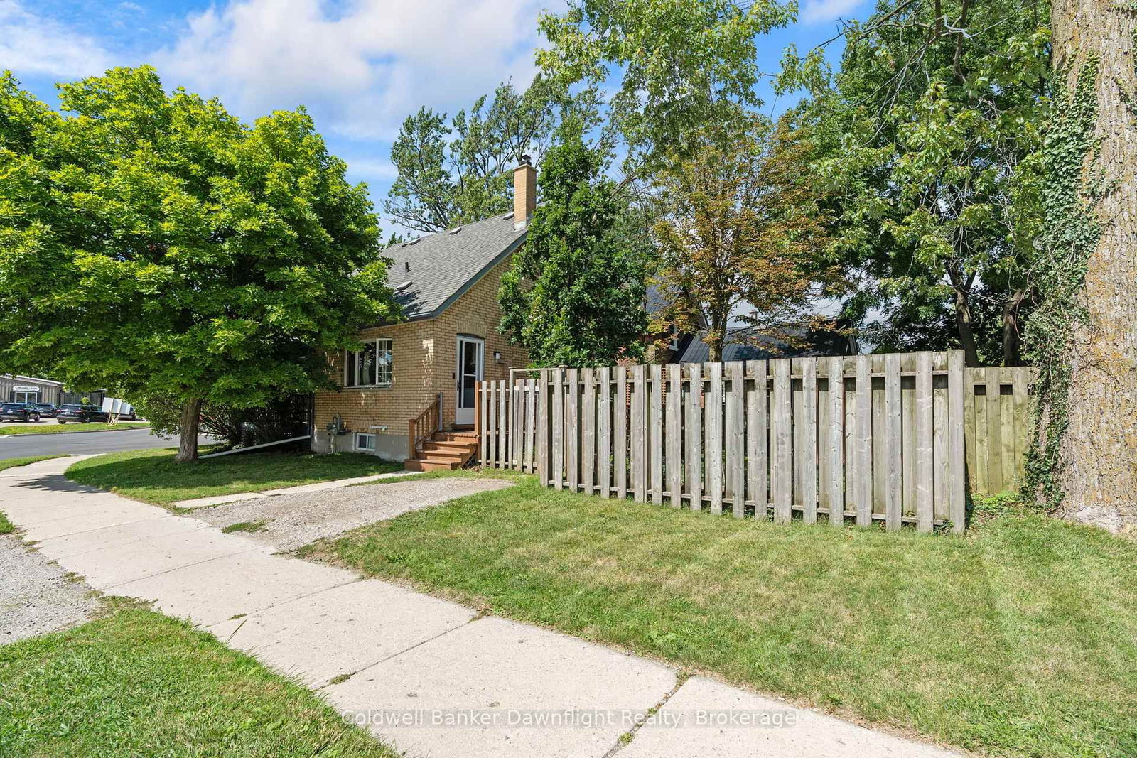 Listing Image 42