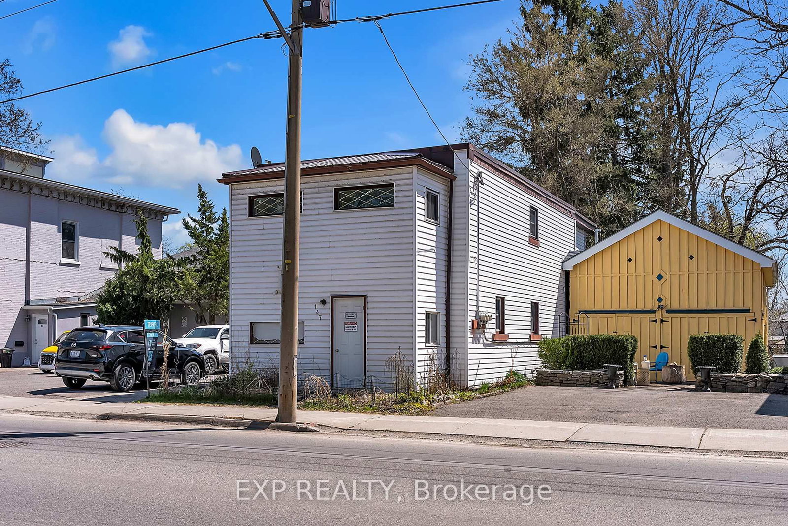 Listing Image 3