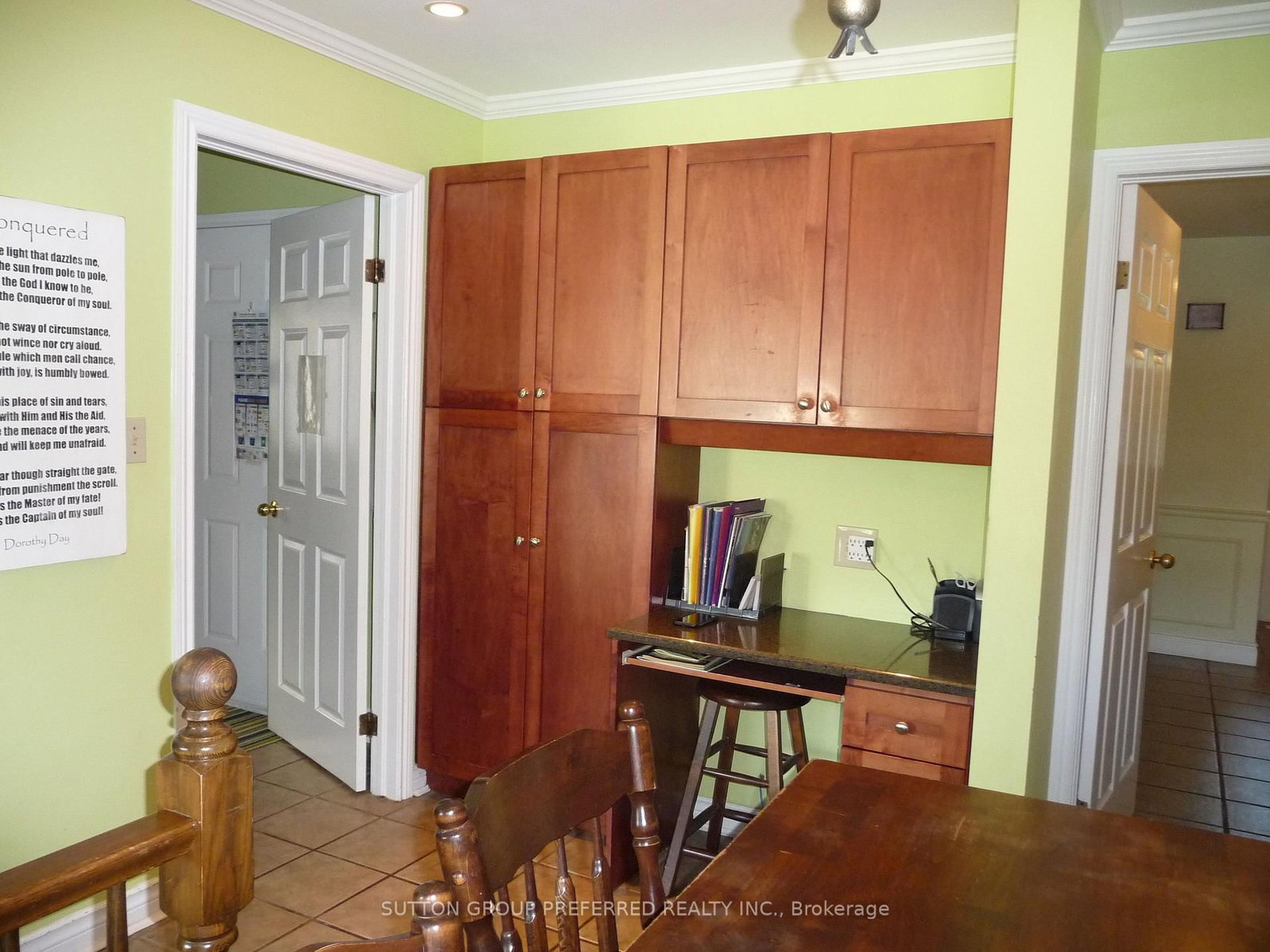 Listing Image 8