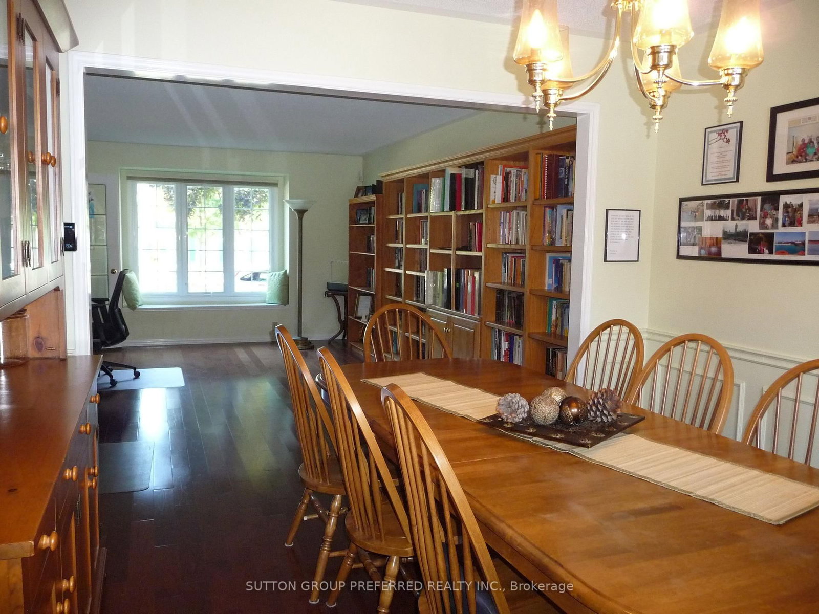 Listing Image 9