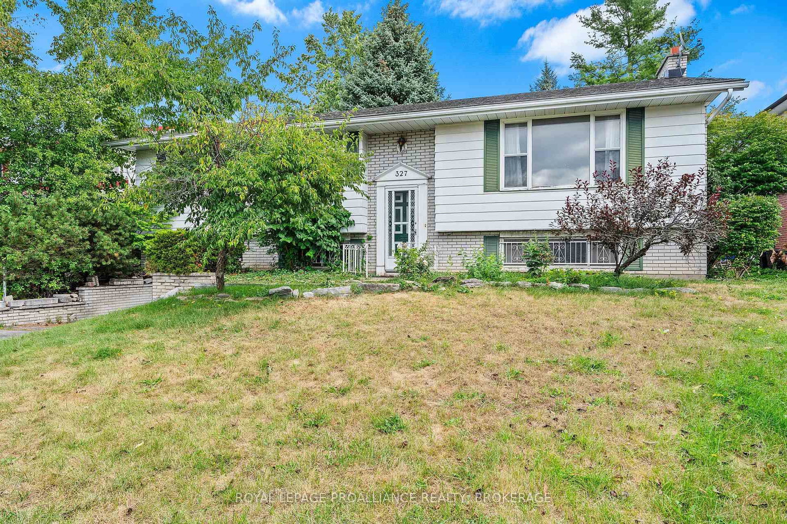 Listing Image 4