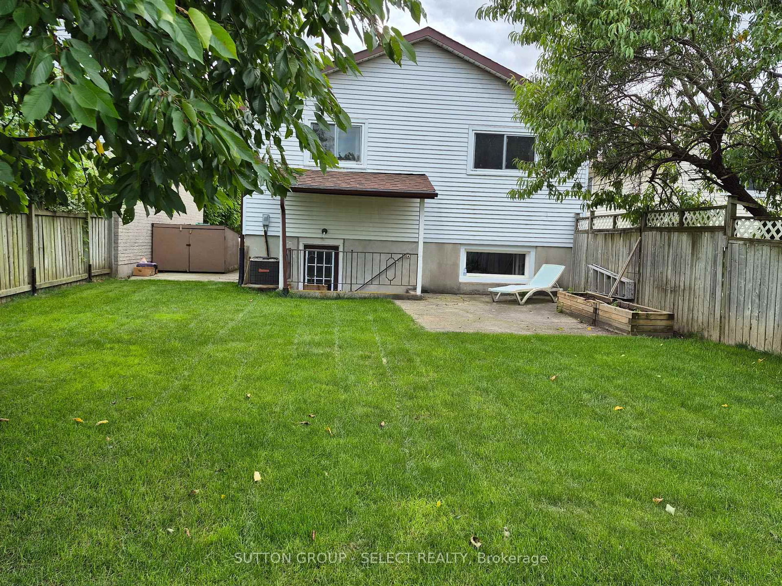 Listing Image 14