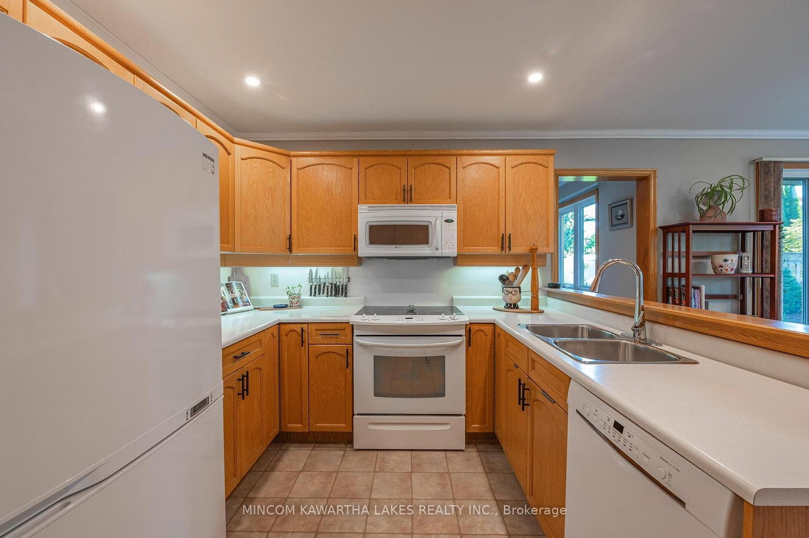 Listing Image 18