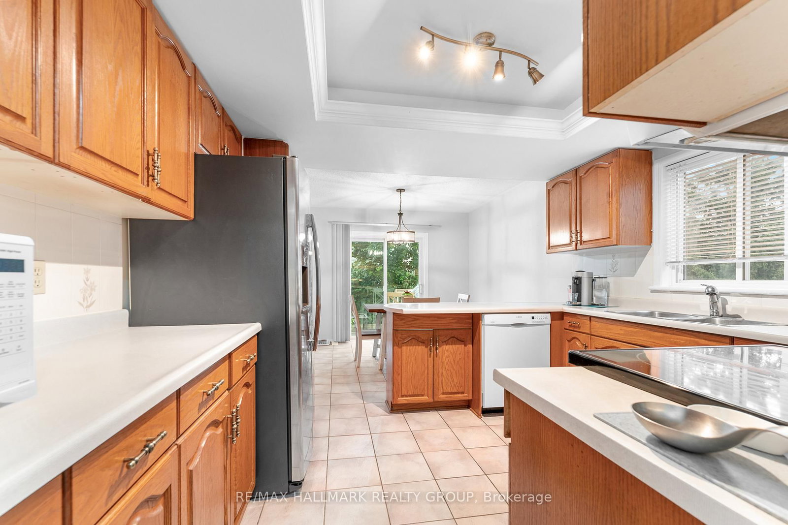 Listing Image 21