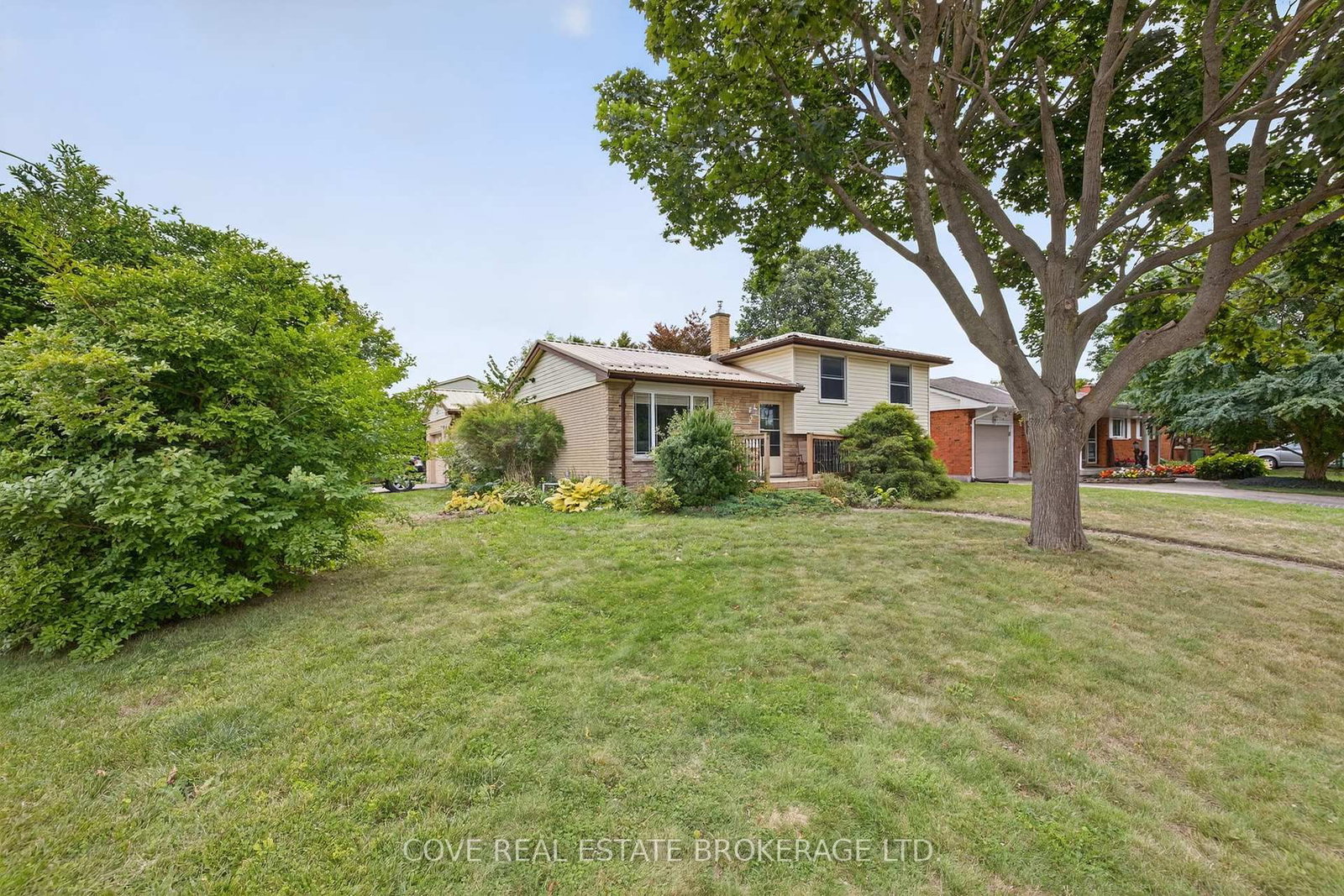 Listing Image 3