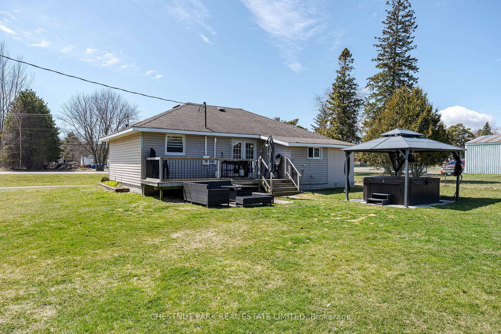 Listing Image 17