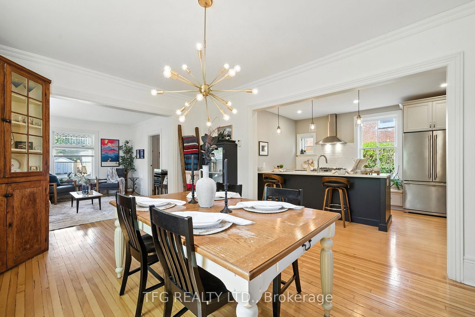 Listing Image 12