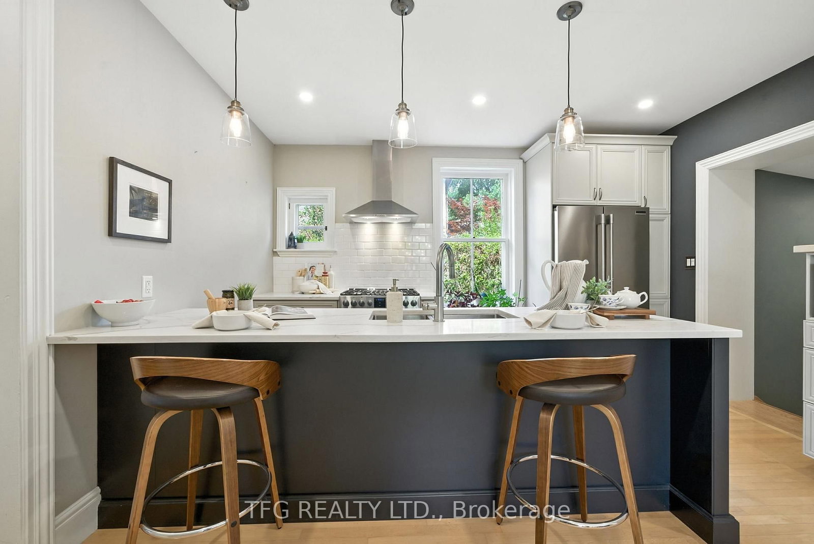 Listing Image 13
