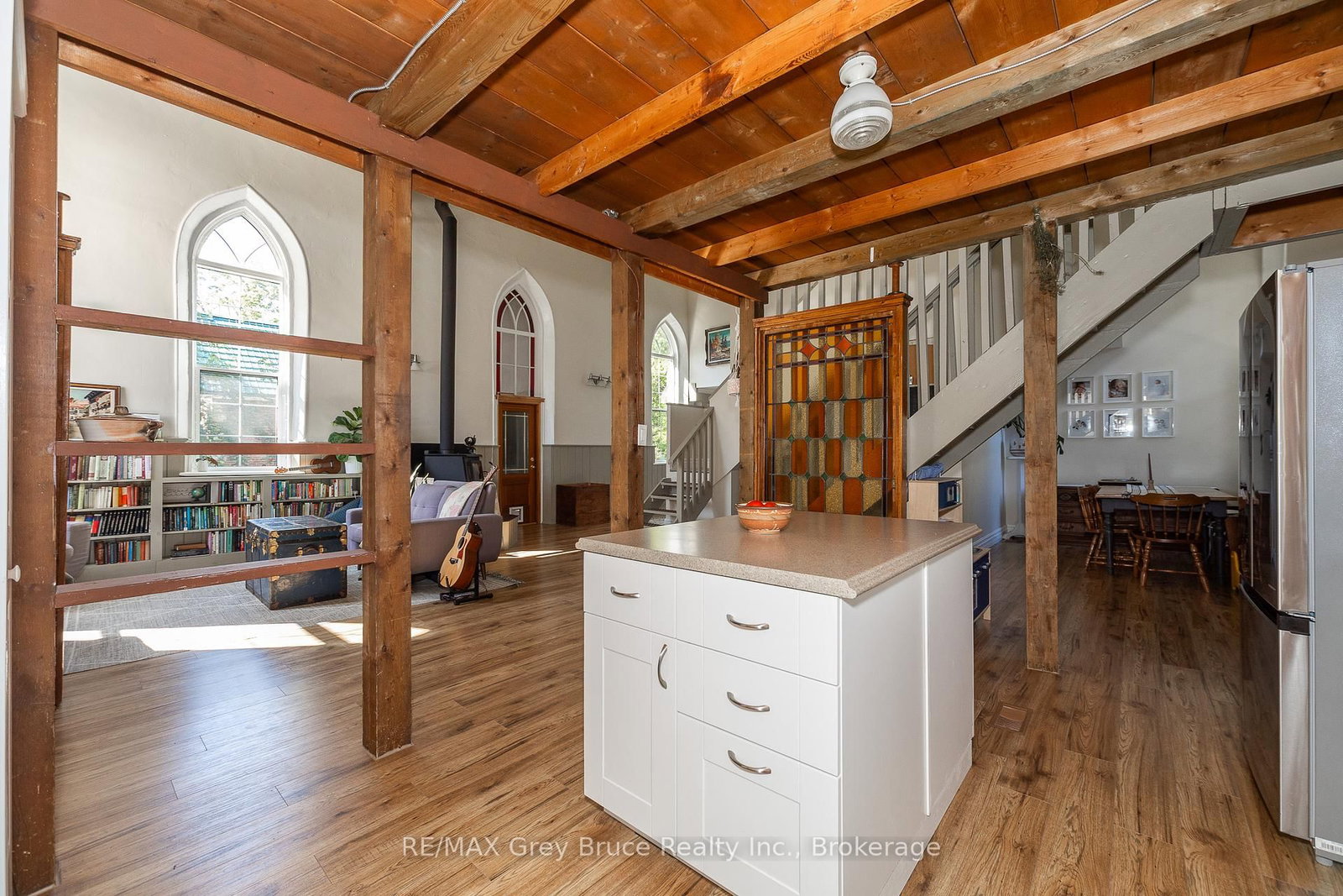 Listing Image 14