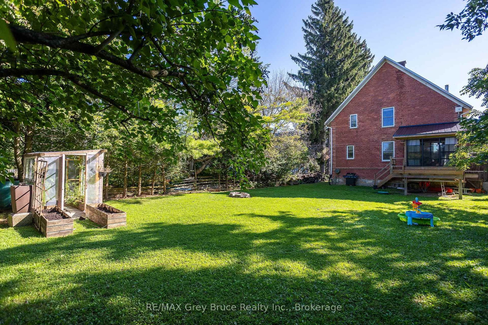 Listing Image 37