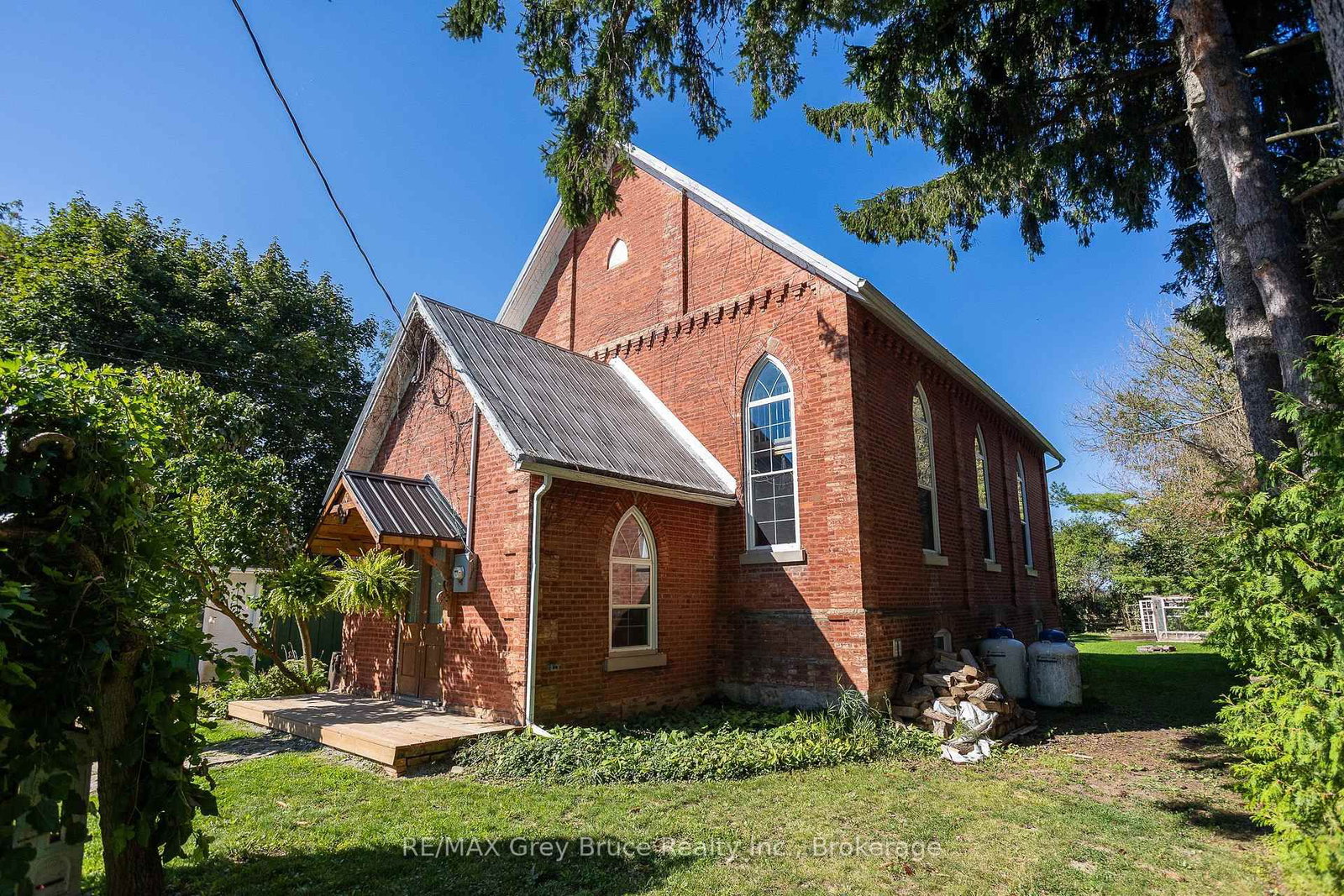 Listing photo 4