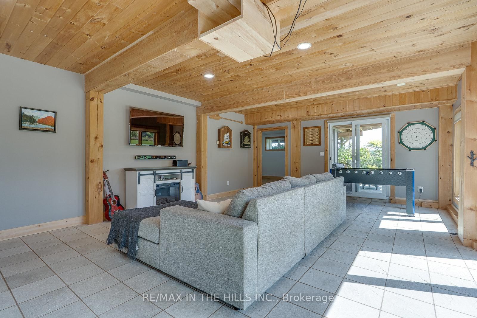 Listing Image 42