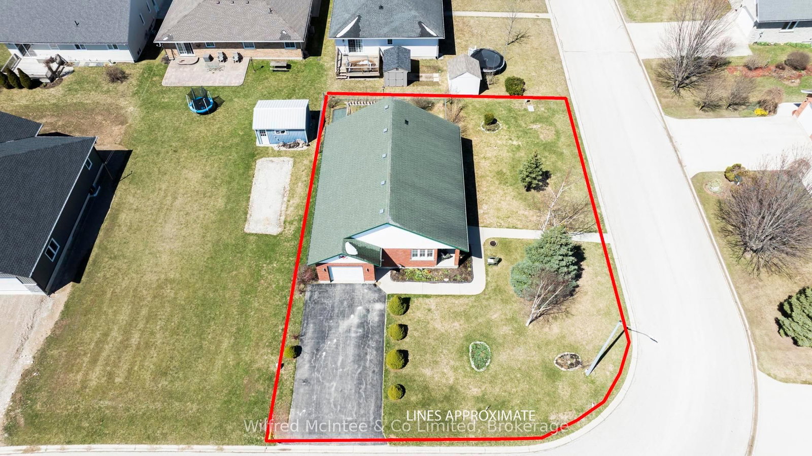 Listing Image 6