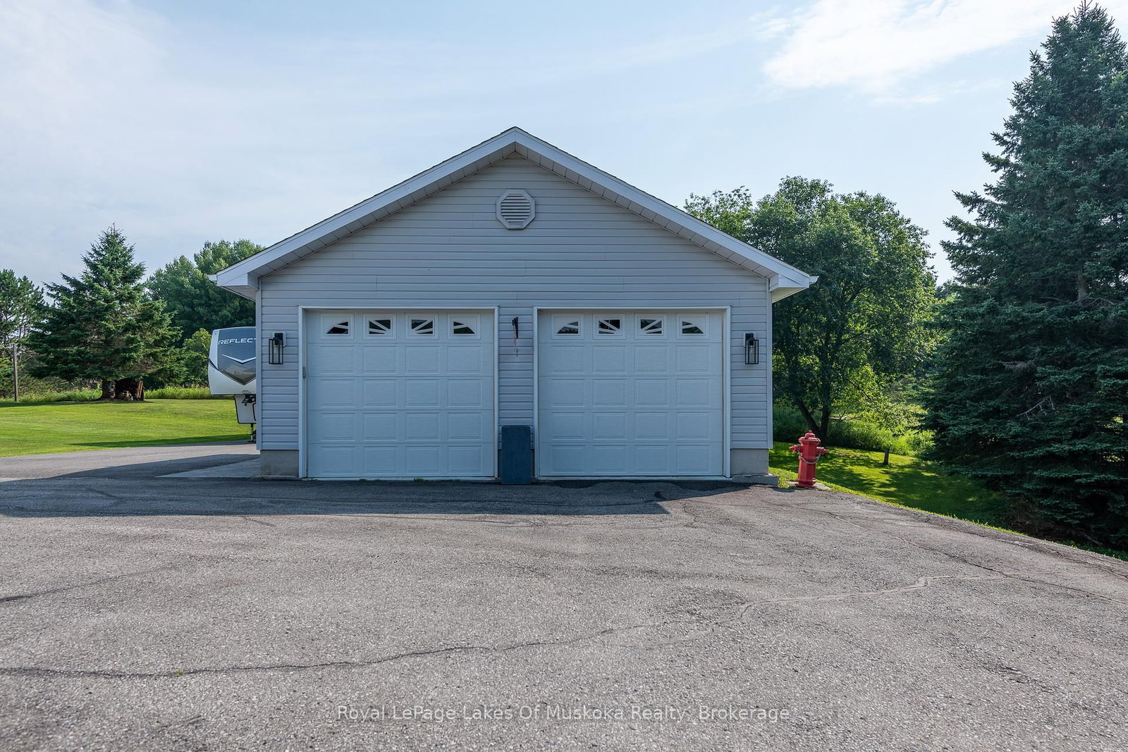 Listing Image 44