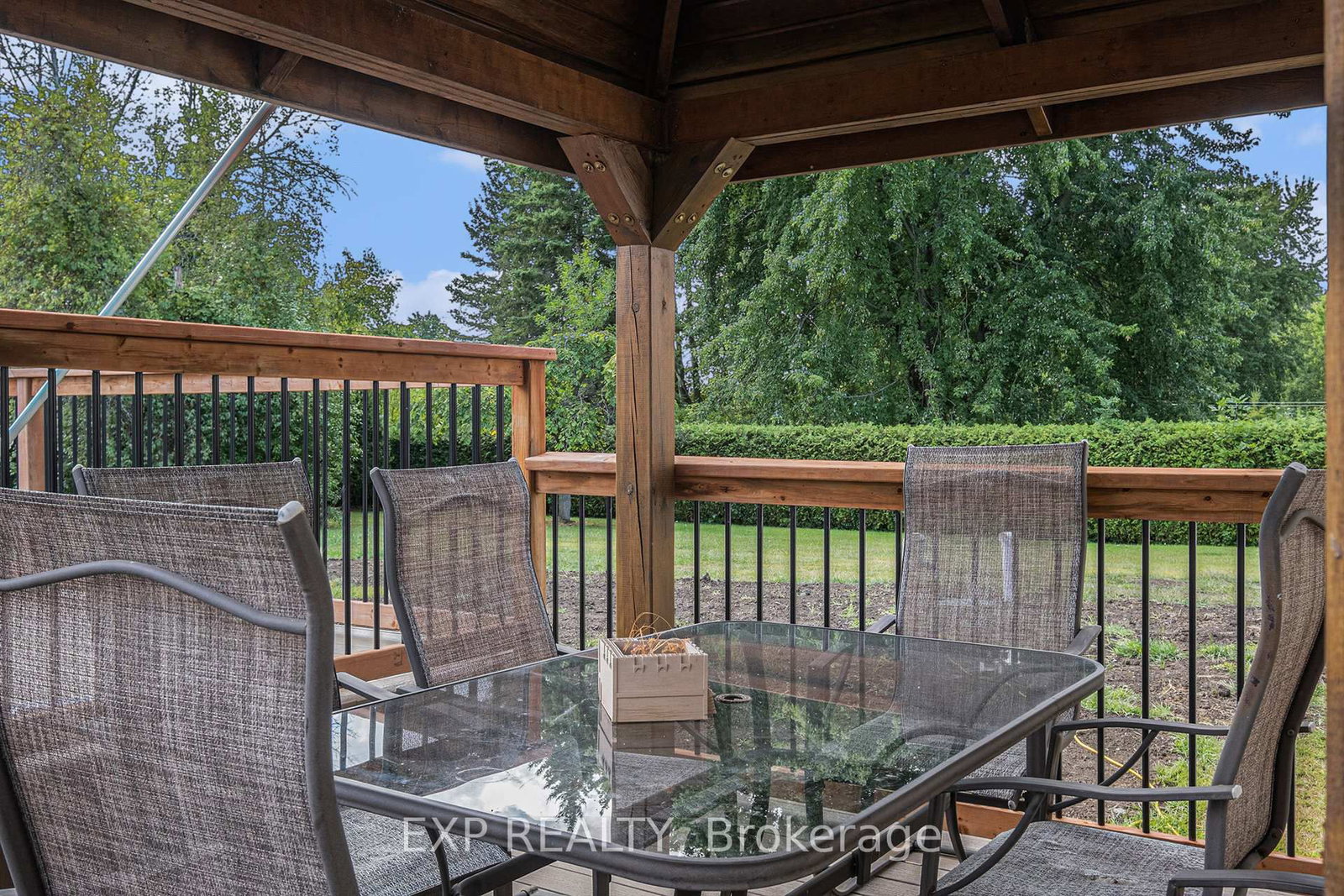 Detached House sold at 16 Landriault Avenue, Champlain, Ontario, K0B 1K0 - Champlain Twp - MLS: X12374422