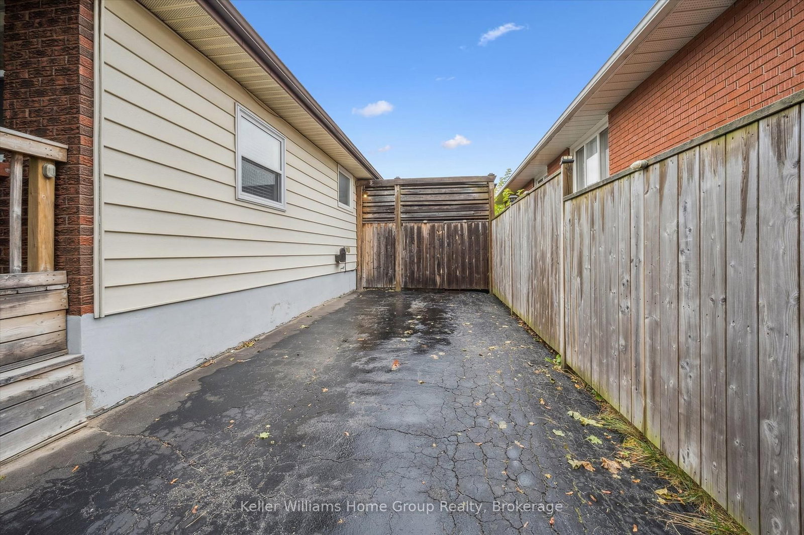 Listing Image 25