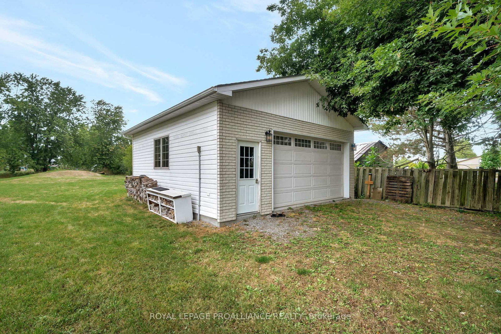 Listing Image 45