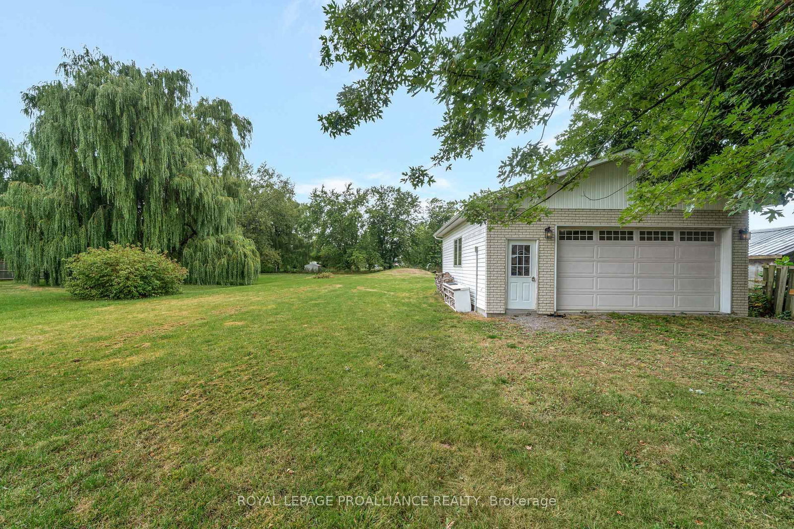 Listing Image 46