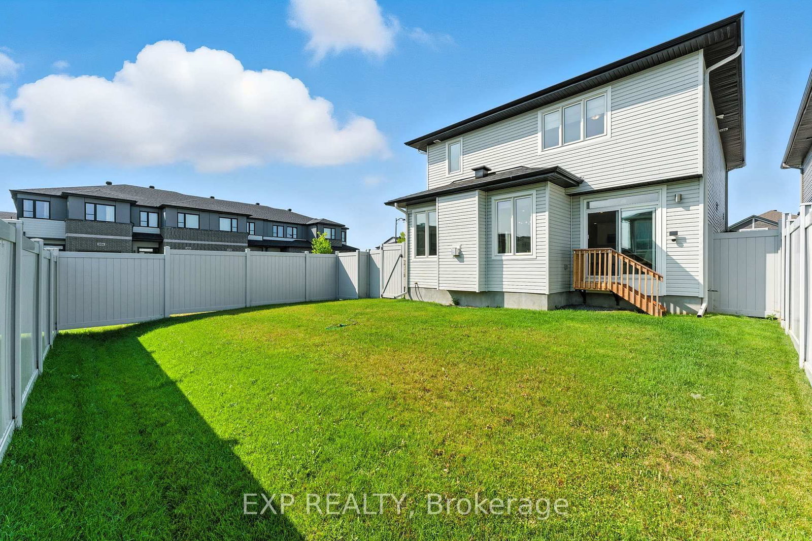 Listing Image 44