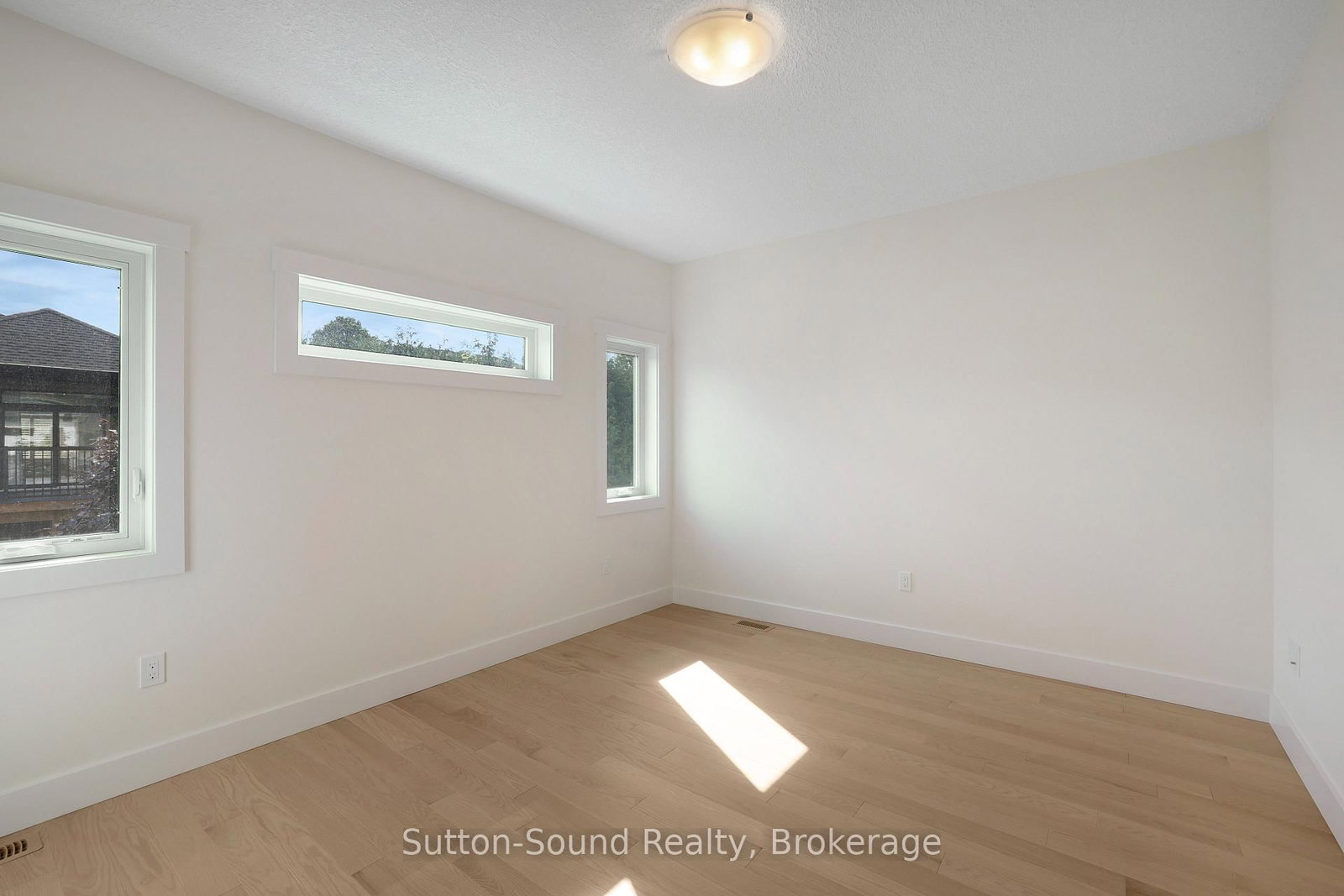 325 6TH Avenue W • Owen Sound, ON photo 23