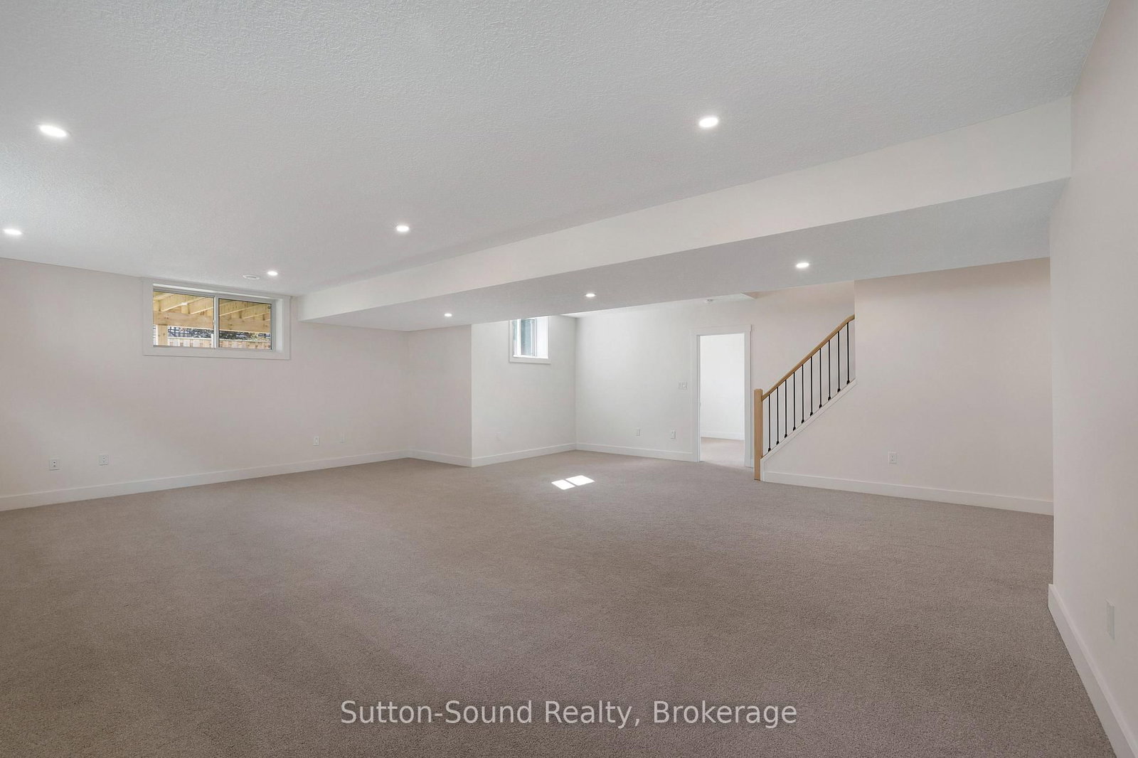 325 6TH Avenue W • Owen Sound, ON photo 32