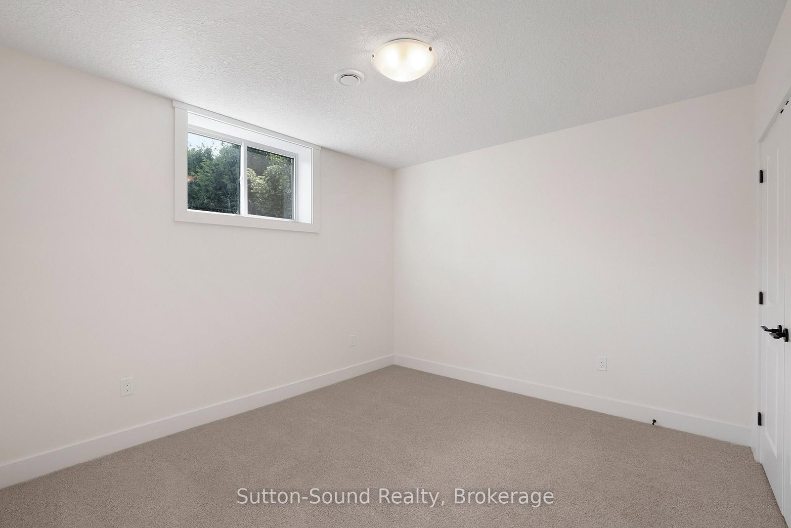 325 6TH Avenue W • Owen Sound, ON photo 34
