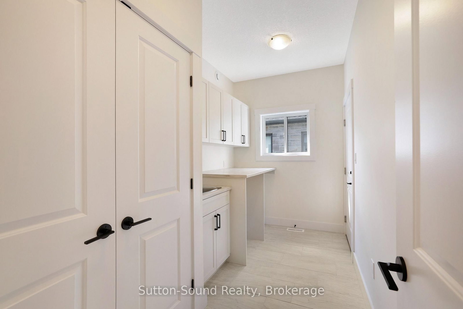 325 6TH Avenue W • Owen Sound, ON photo 40
