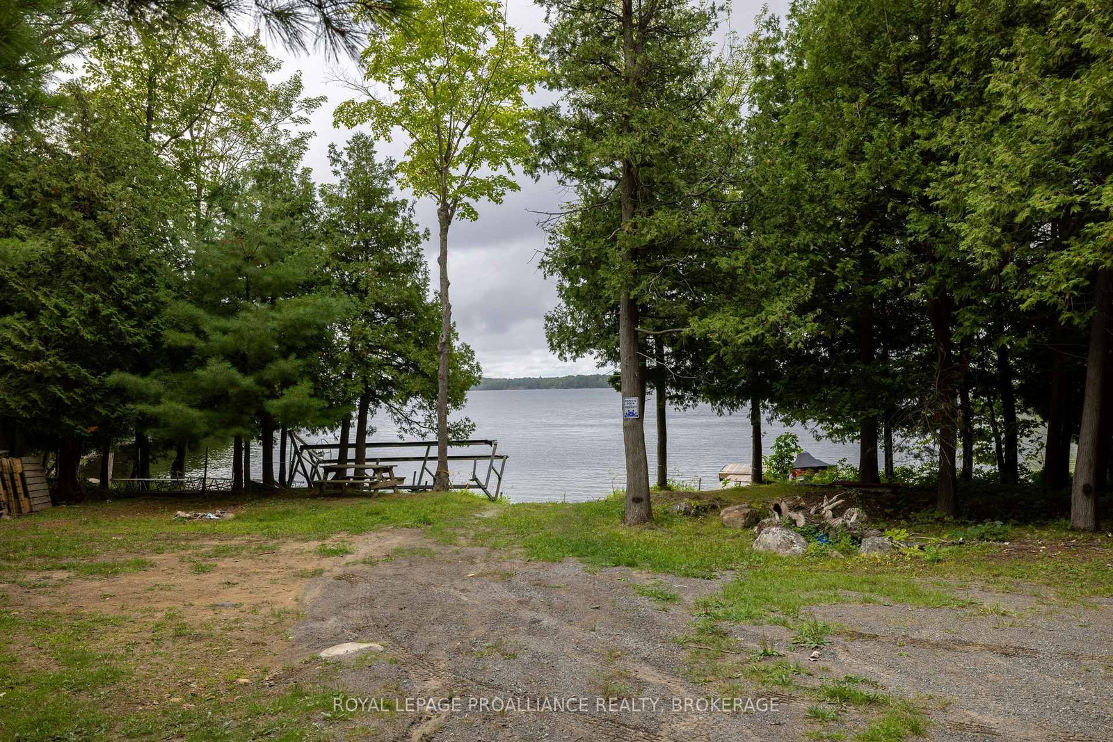 Listing Image 44