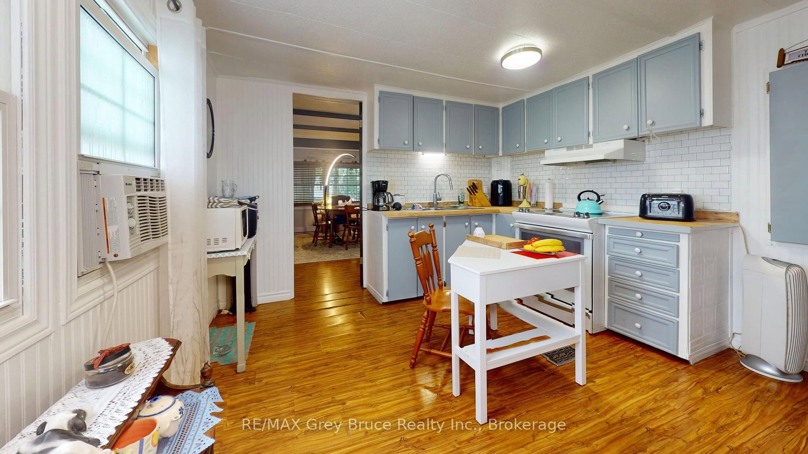 Listing Image 14