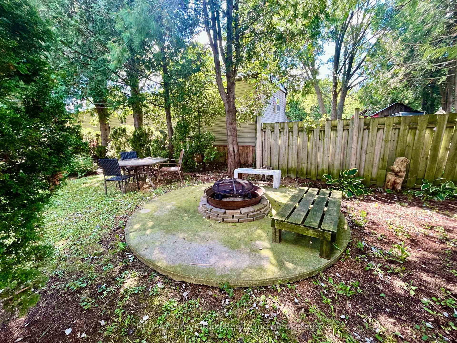 Listing photo 4