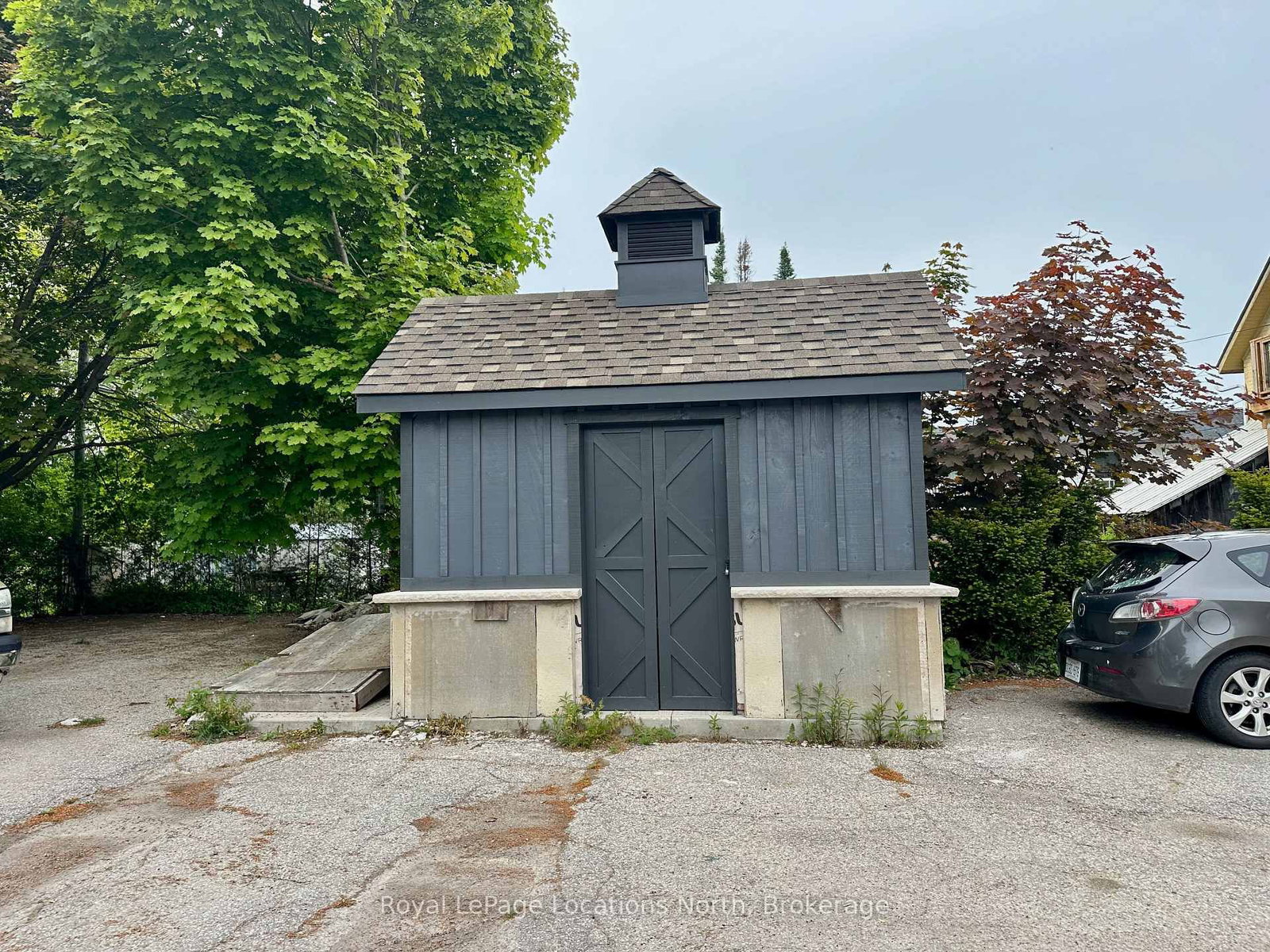 Listing Image 24