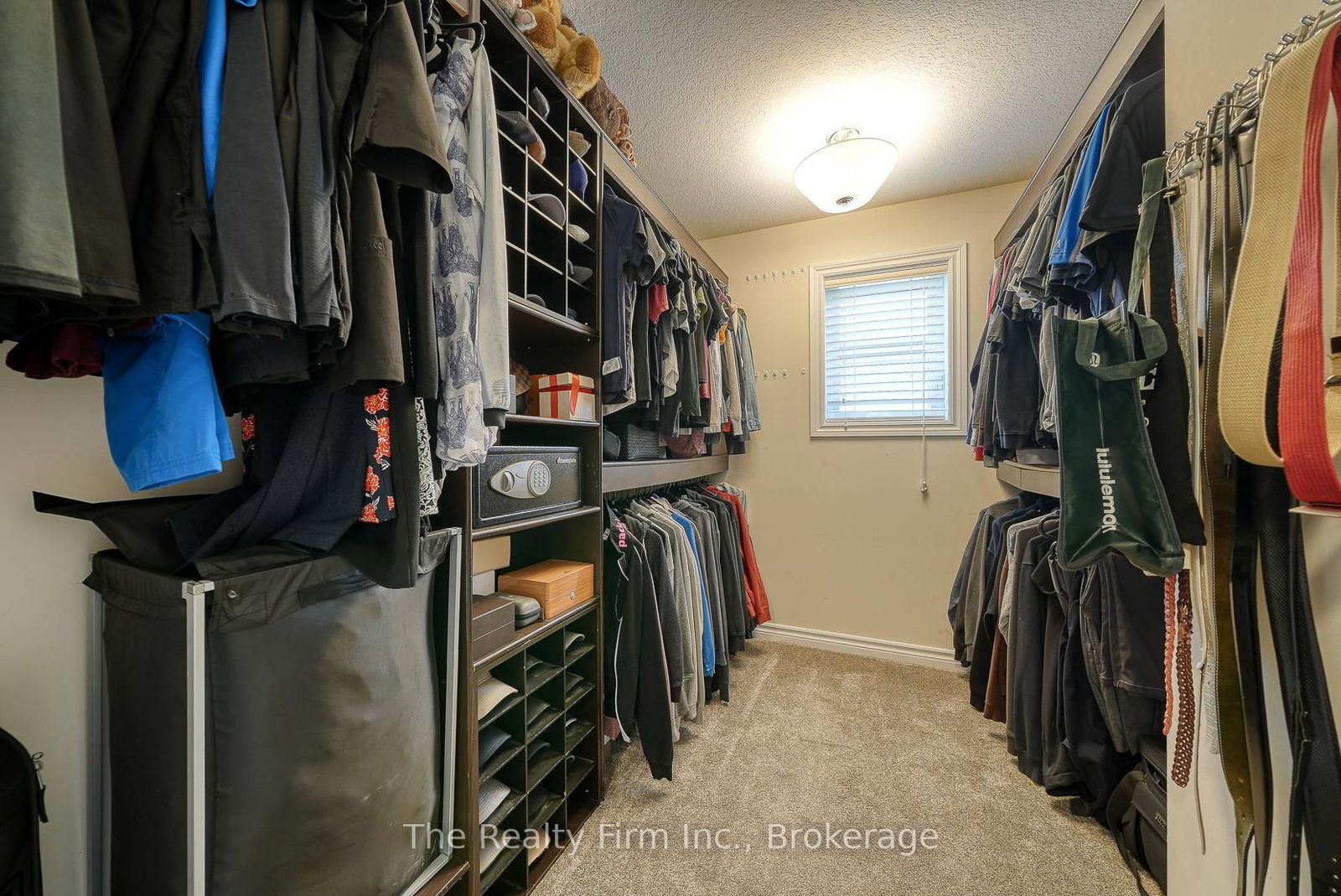 Listing Image 28
