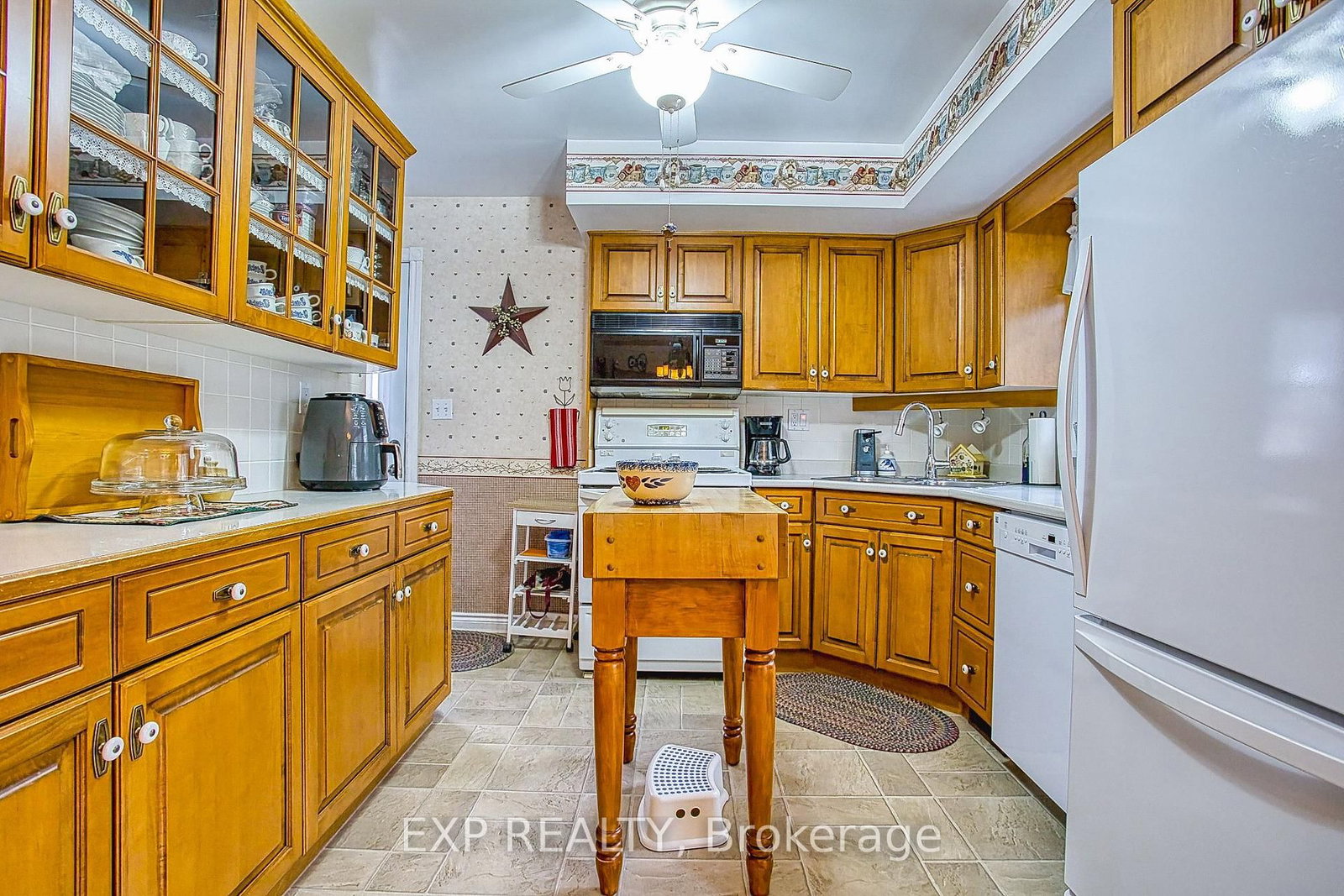 Listing Image 12