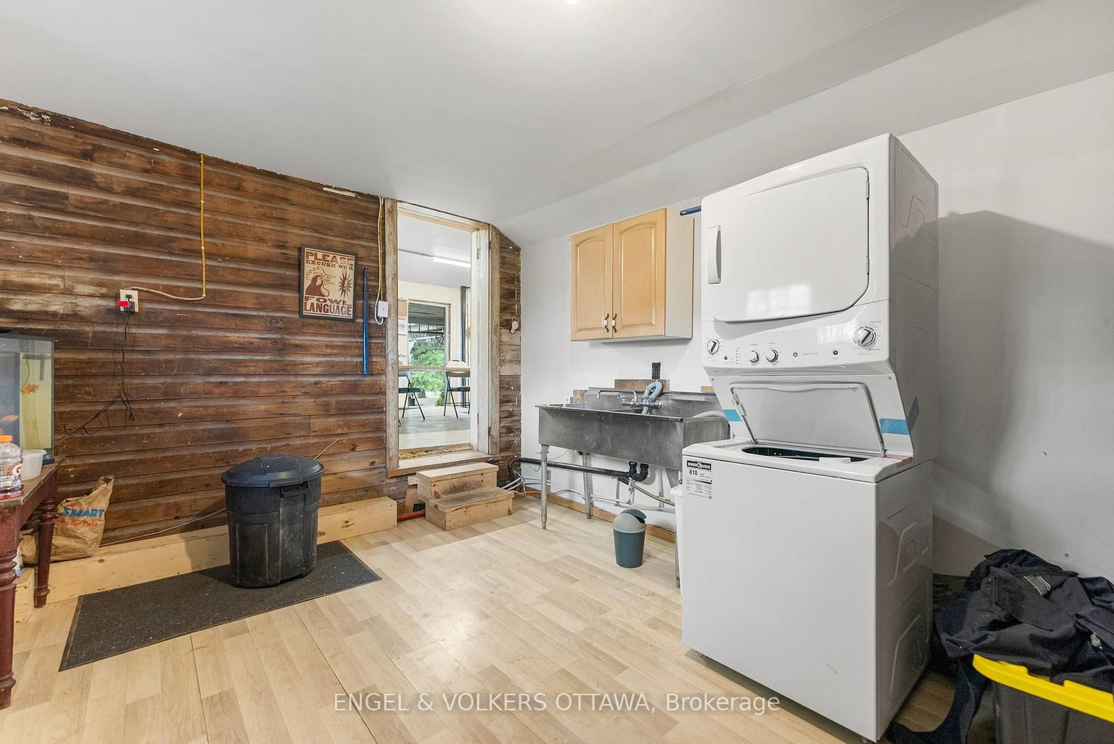 Listing Image 17