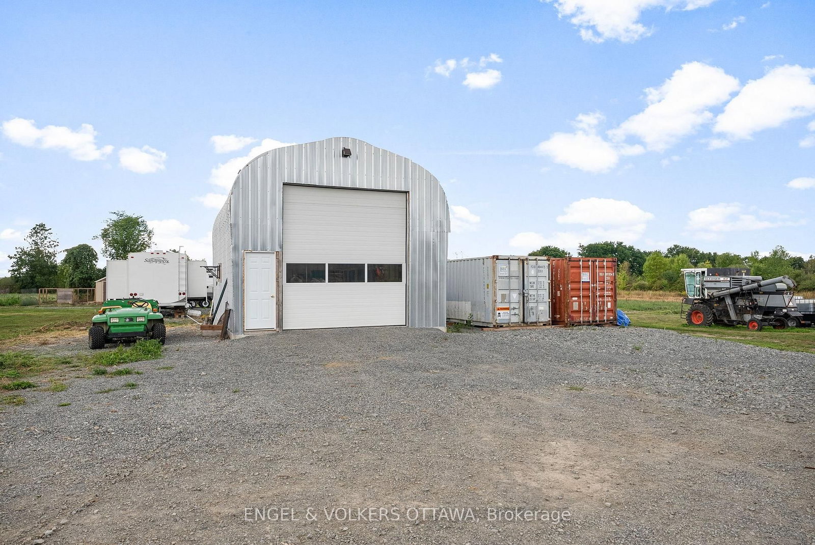 Listing Image 24