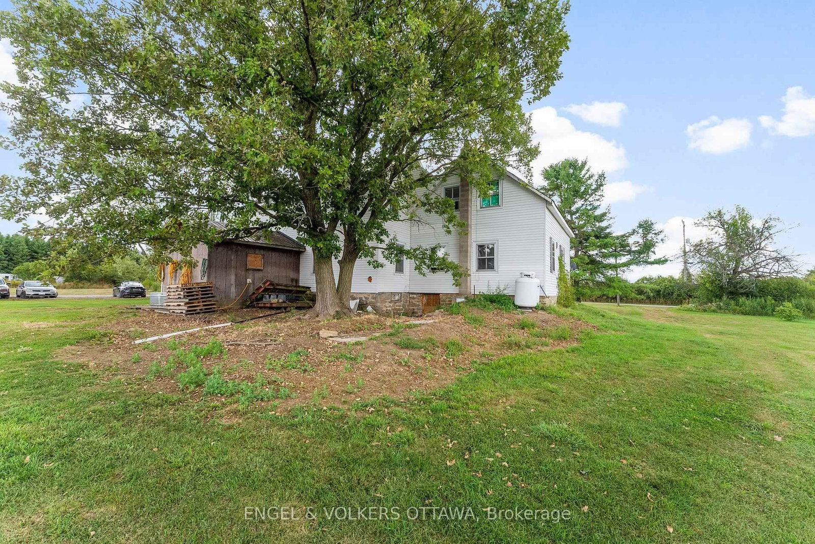 Listing Image 27