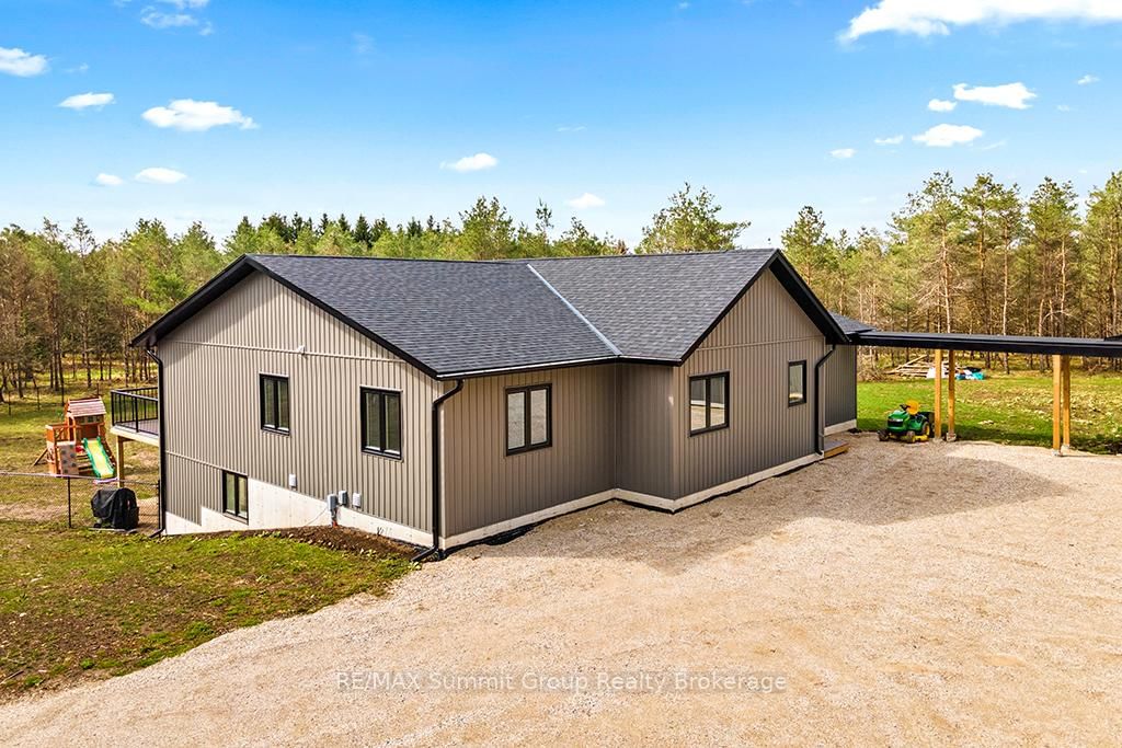 Listing Image 41