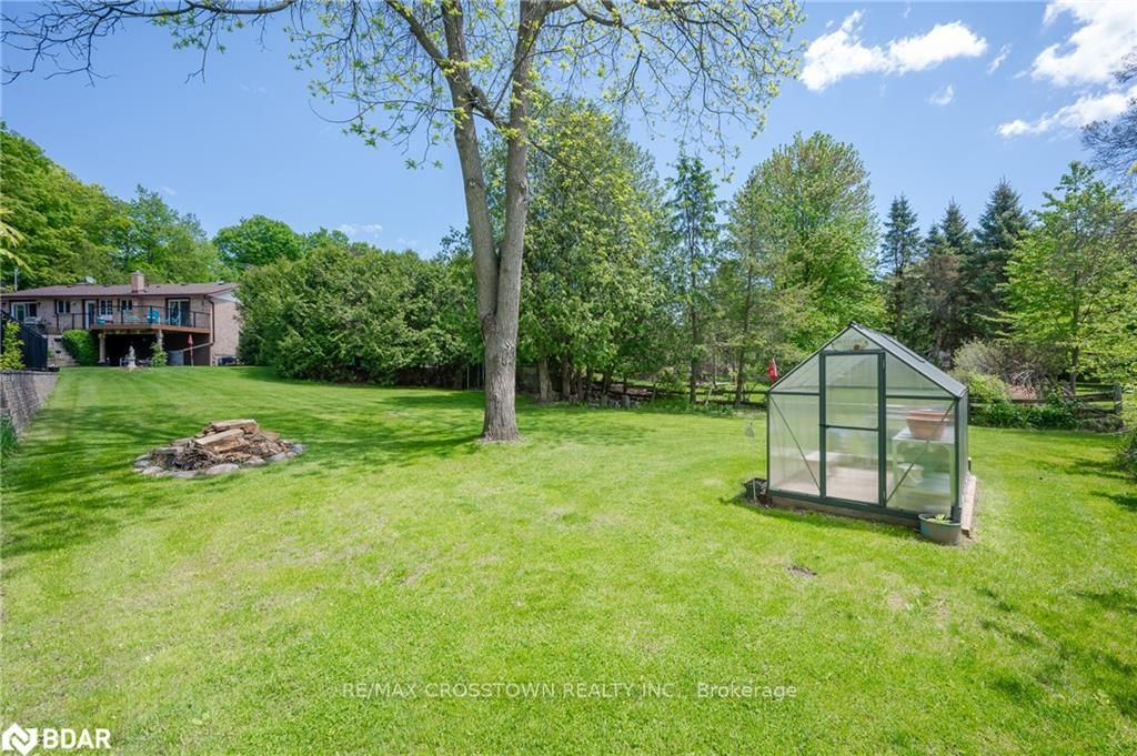 Listing Image 10