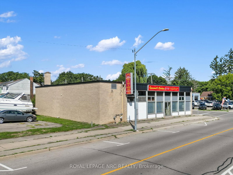 155 Niagara Blvd, Fort Erie, L2A 3G6 | Image 2