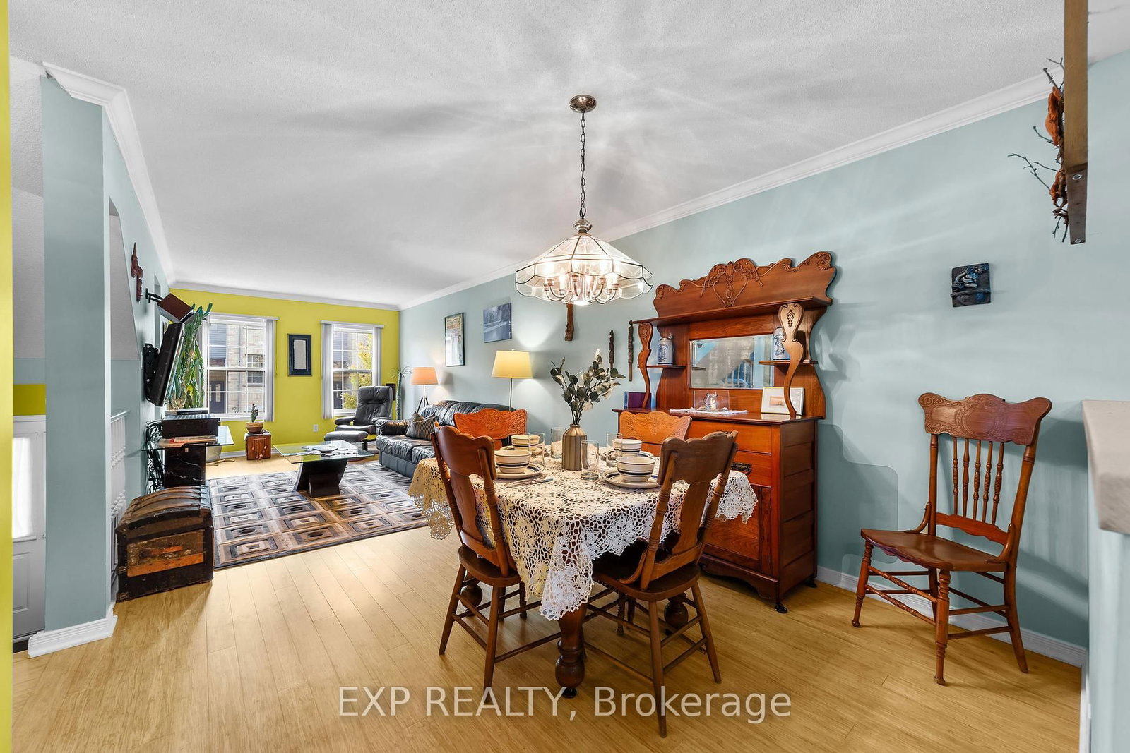 Listing Image 12