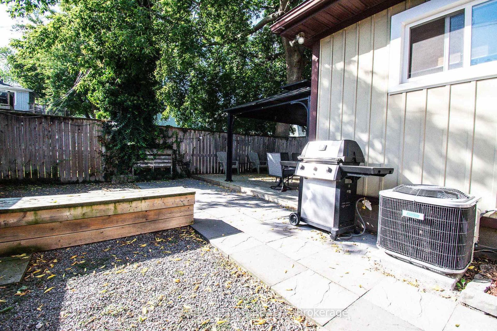 Listing Image 48