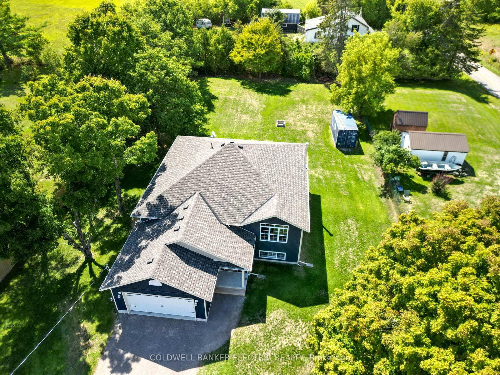 Listing Image 29
