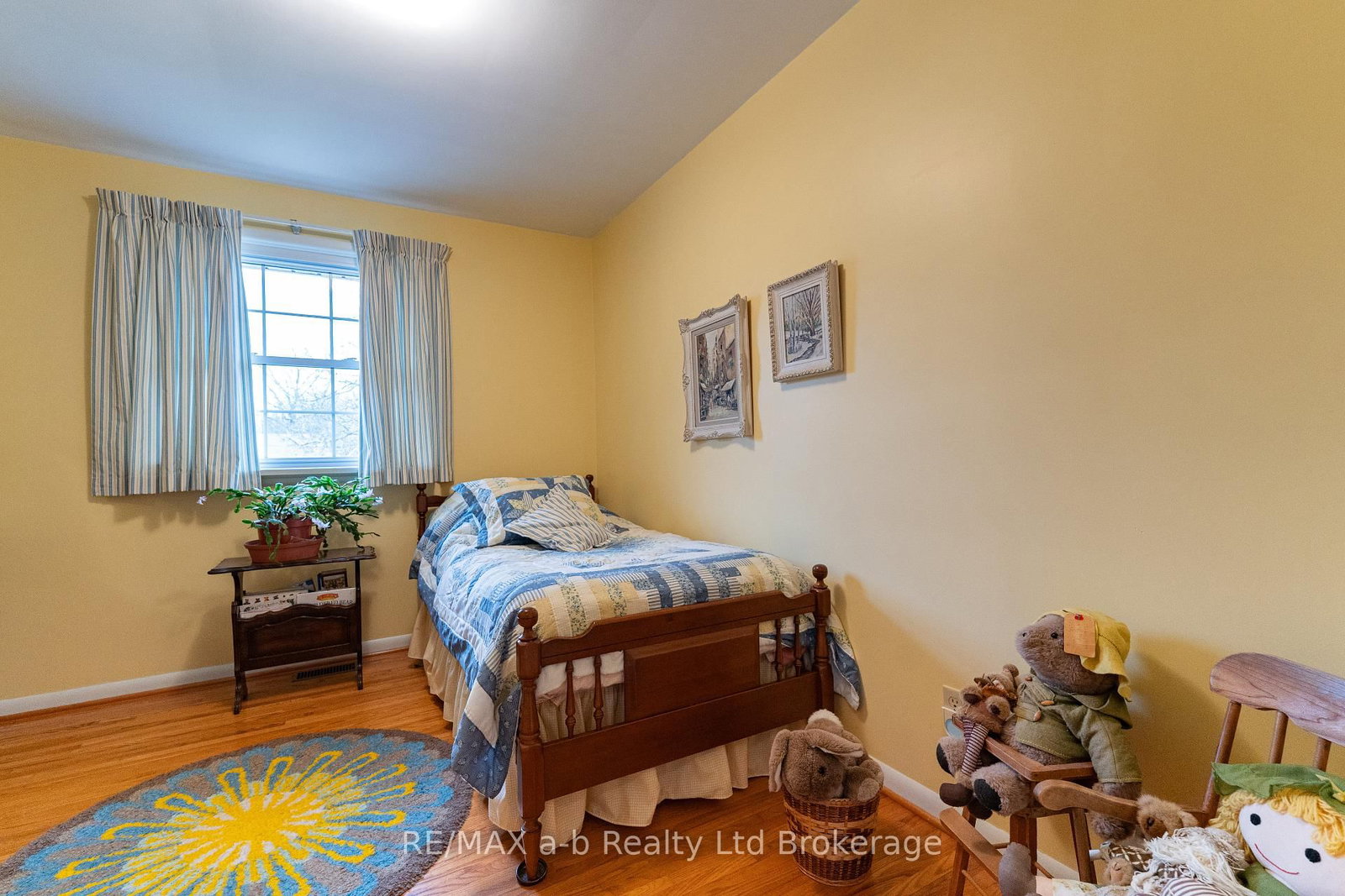 Listing Image 21