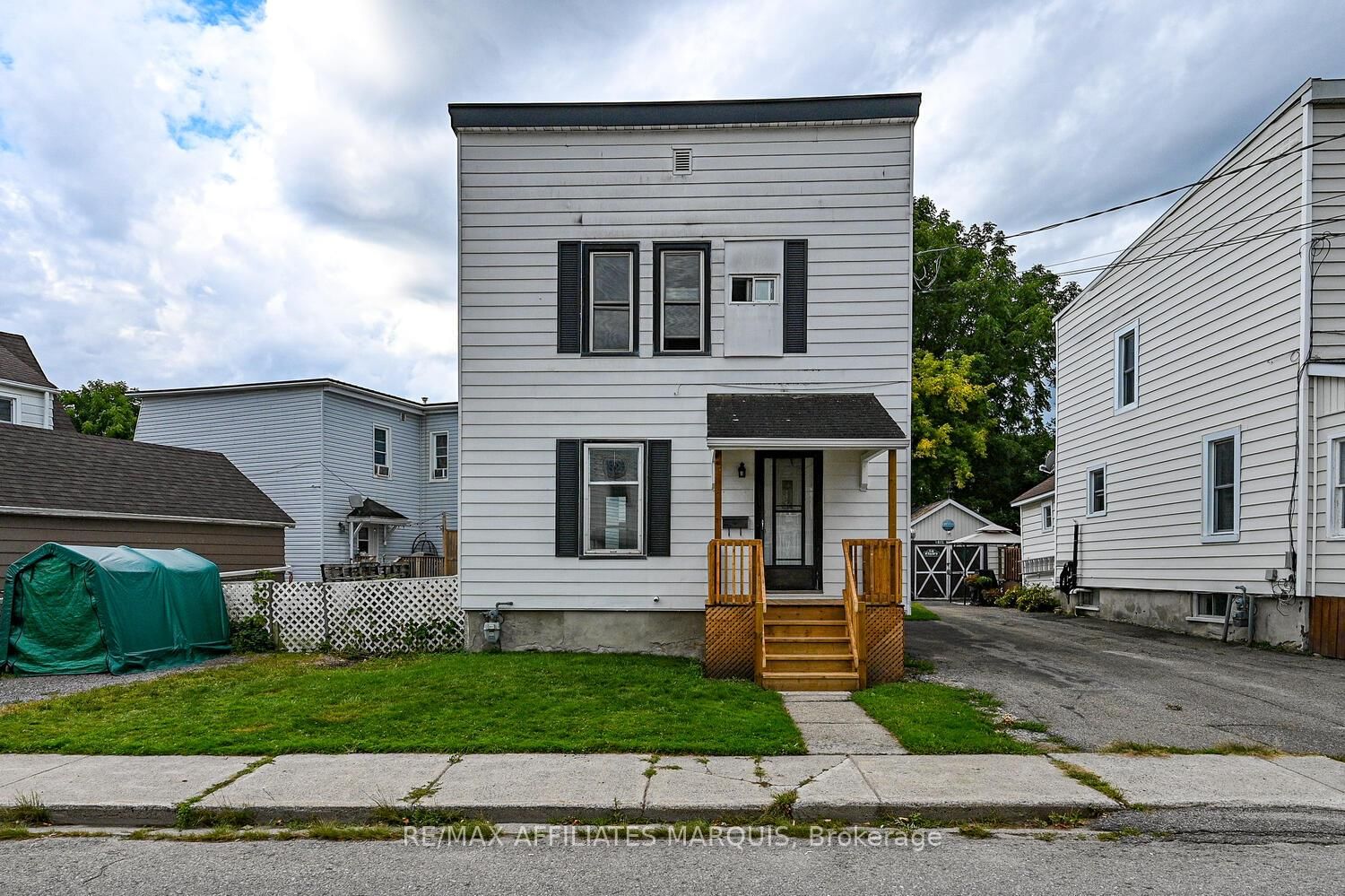 Listing Image 3