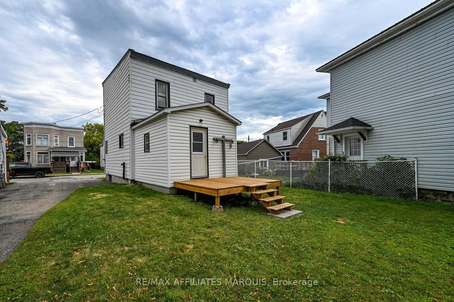 Listing Image 35