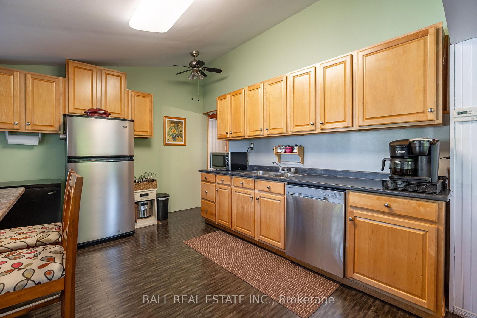 Listing Image 12